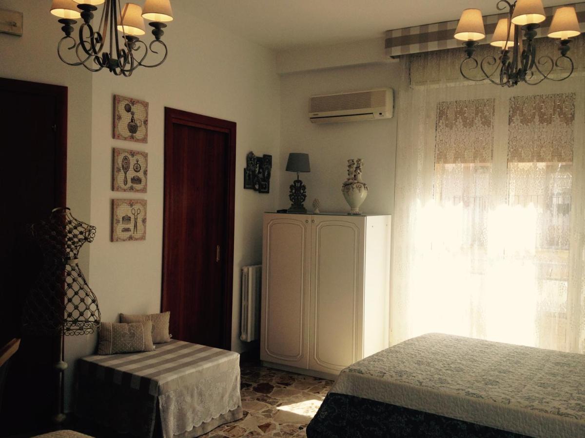 Il Piccolo Attico Bed & Breakfast Caltagirone Exterior photo