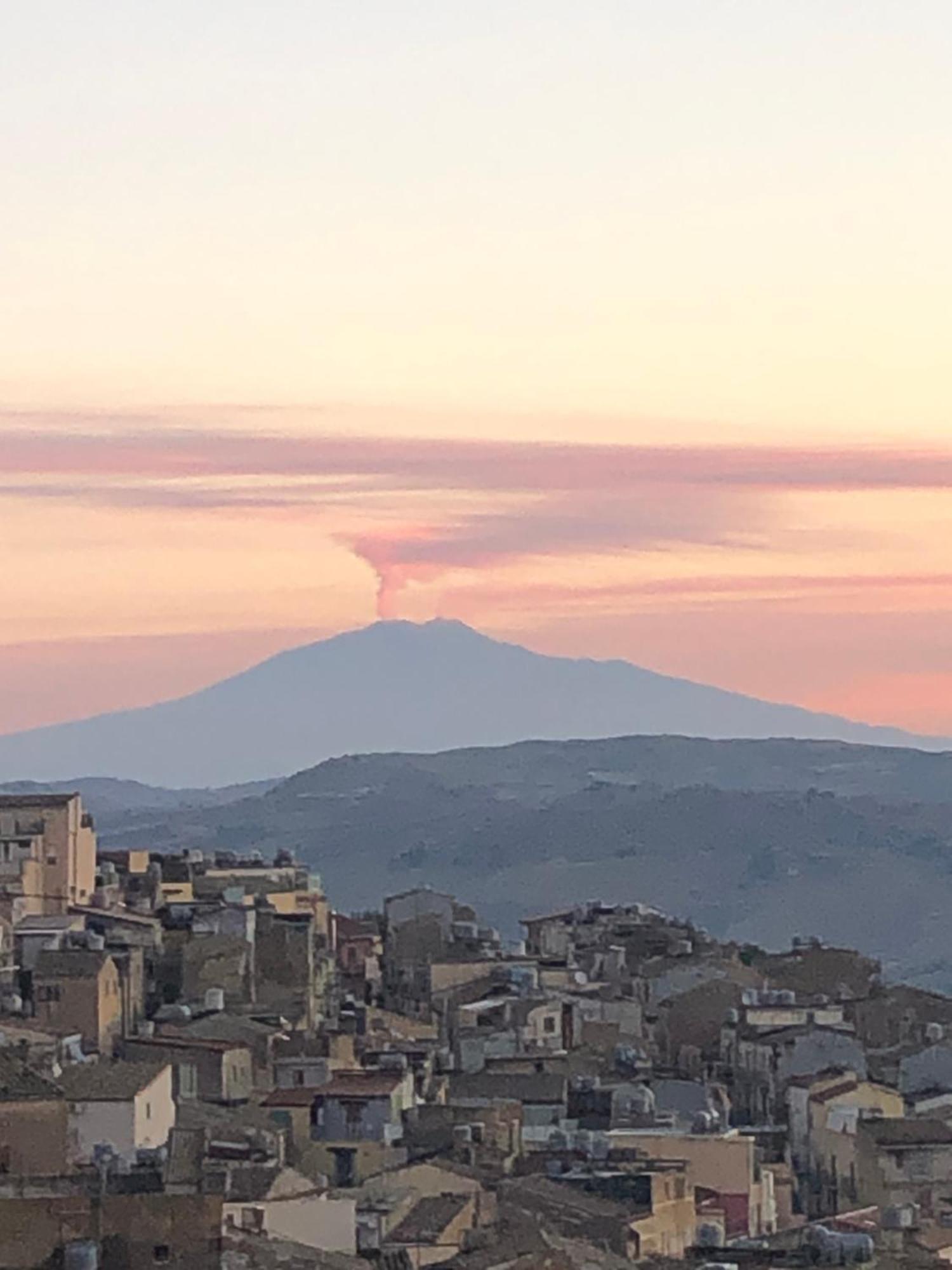 Il Piccolo Attico Bed & Breakfast Caltagirone Exterior photo