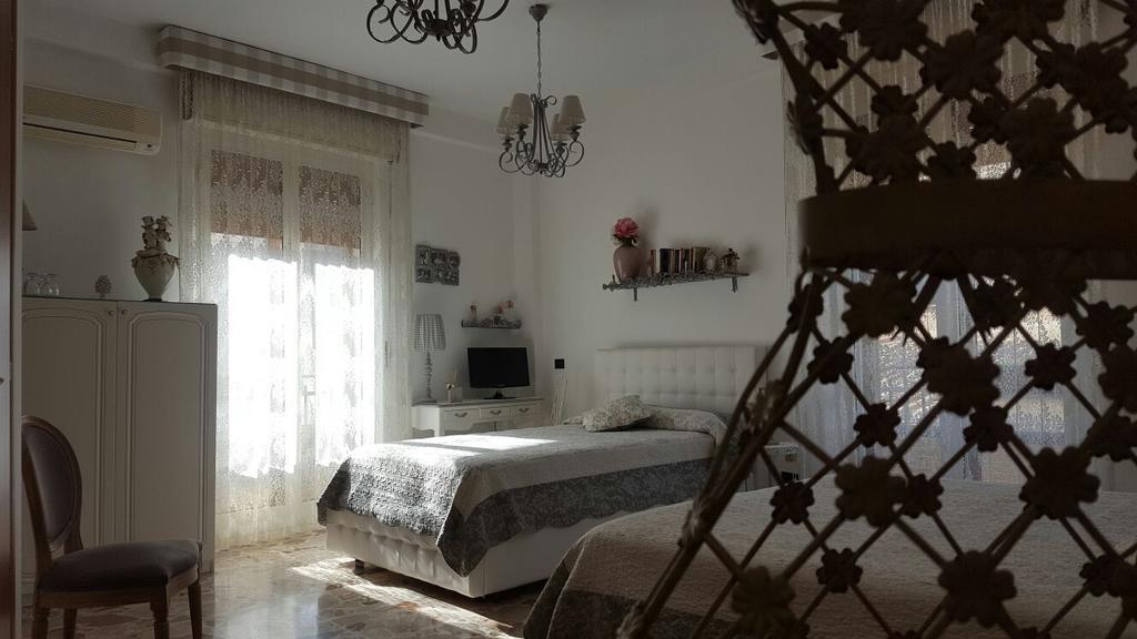 Il Piccolo Attico Bed & Breakfast Caltagirone Exterior photo