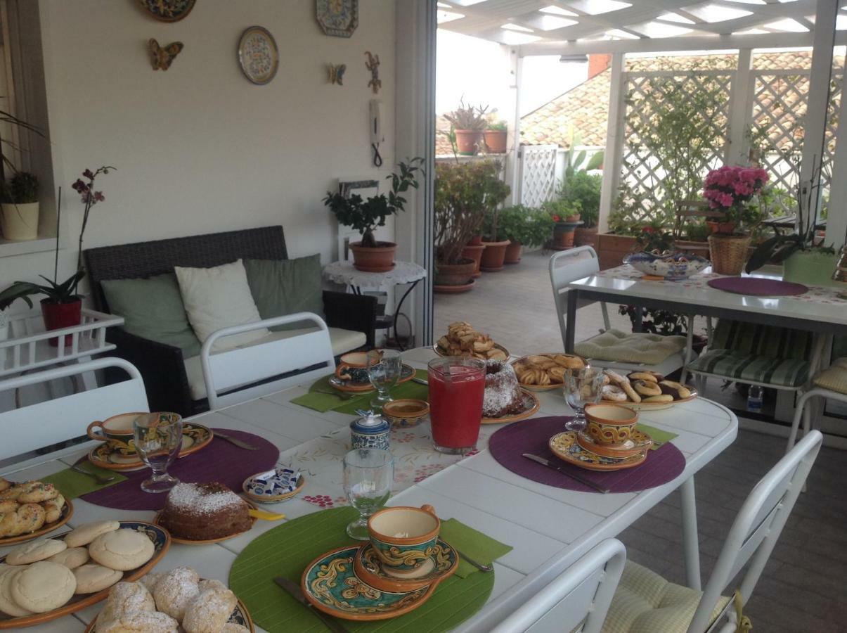 Il Piccolo Attico Bed & Breakfast Caltagirone Exterior photo