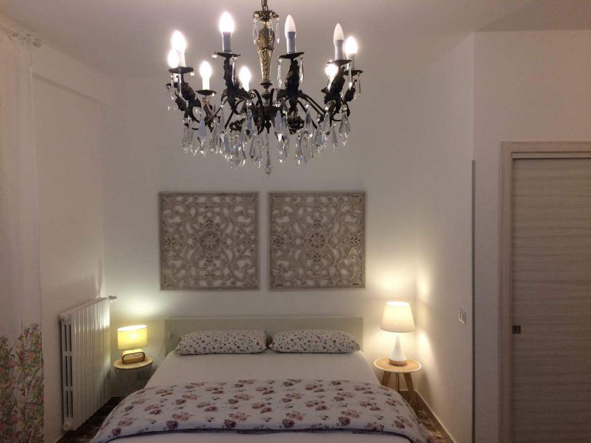 Il Piccolo Attico Bed & Breakfast Caltagirone Exterior photo